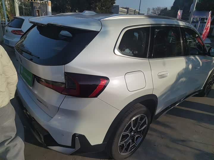 Фото 7 - BMW X1