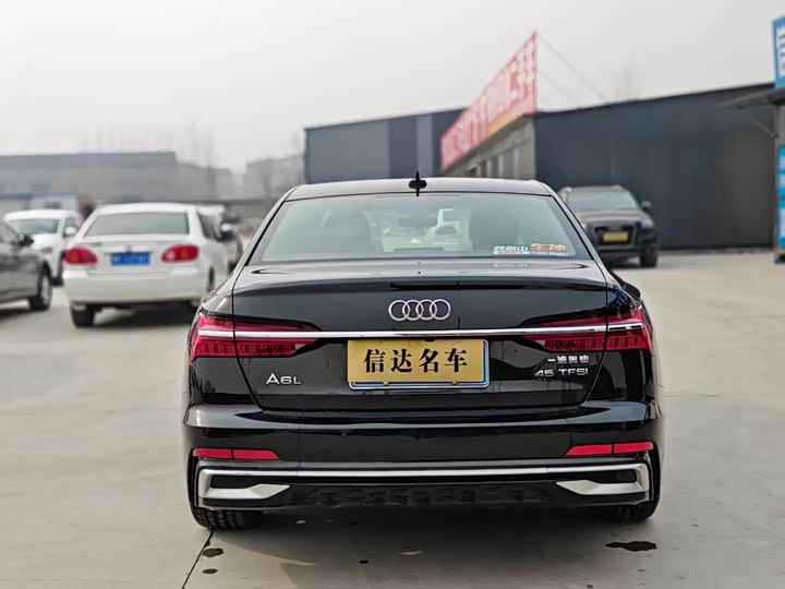Фото 3 - Audi A6L