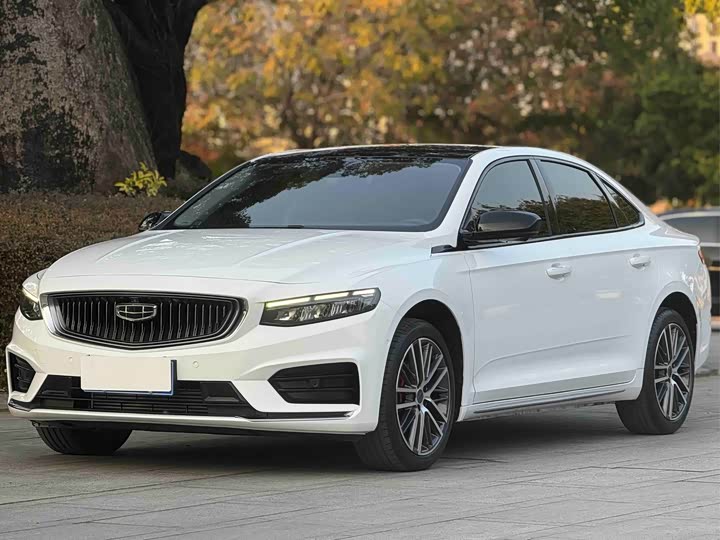 Фото 1 - Geely Preface