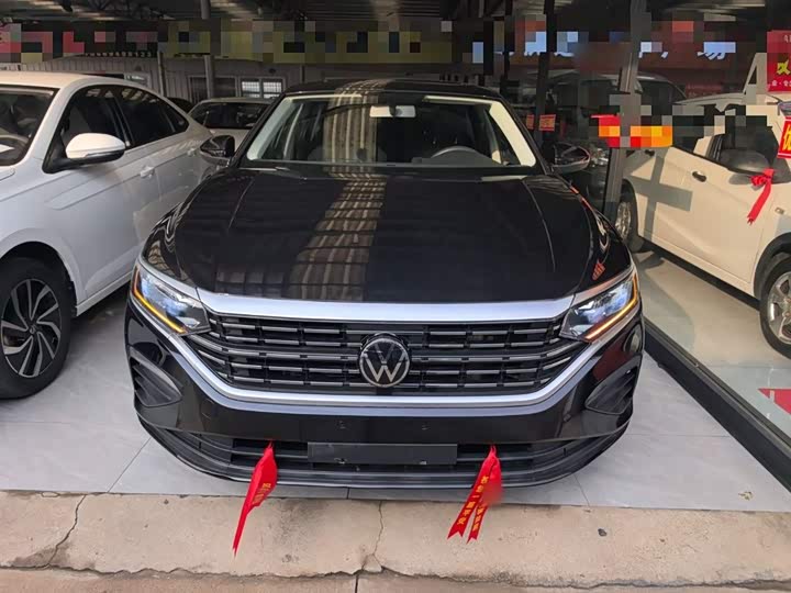 Фото 3 - Volkswagen Passat