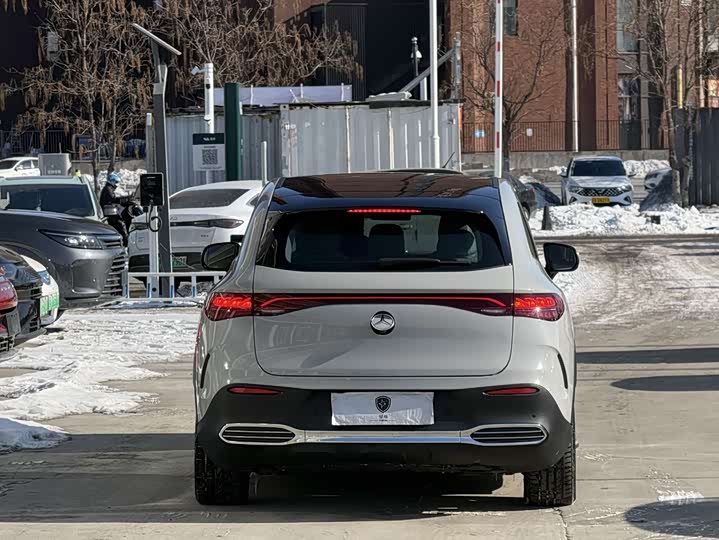 Фото 5 - Mercedes-Benz EQE SUV