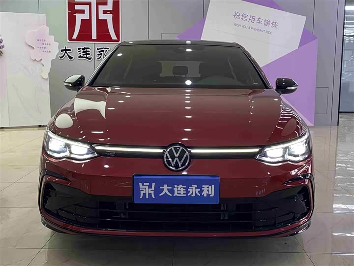 Фото 2 - Volkswagen Golf