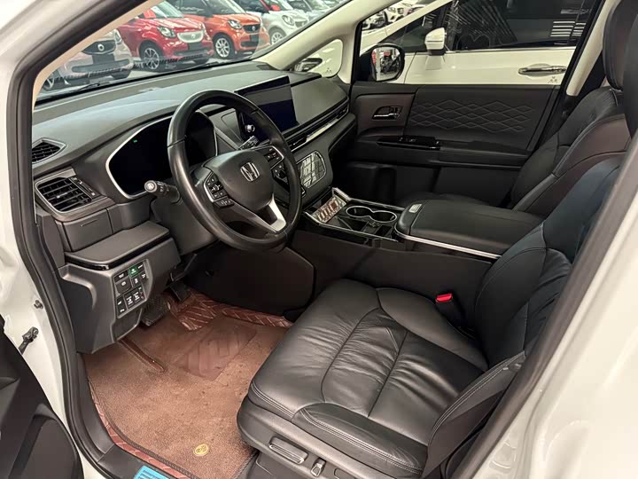 Фото 3 - Honda Elysion