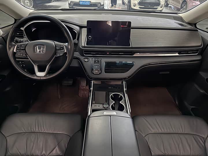 Фото 4 - Honda Elysion