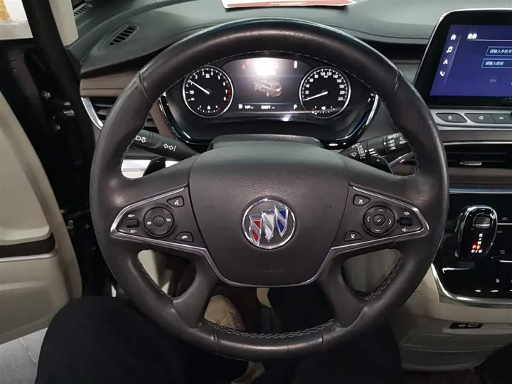 Фото 3 - Buick GL8 ES