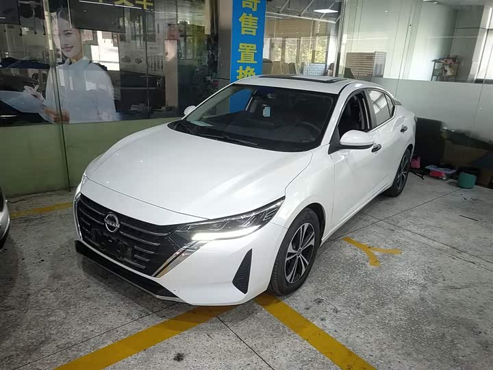 Фото 2 - Nissan Sylphy