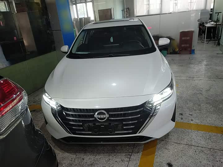 Фото 3 - Nissan Sylphy