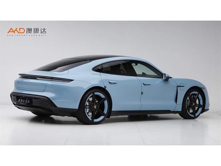 Фото 3 - Porsche Taycan