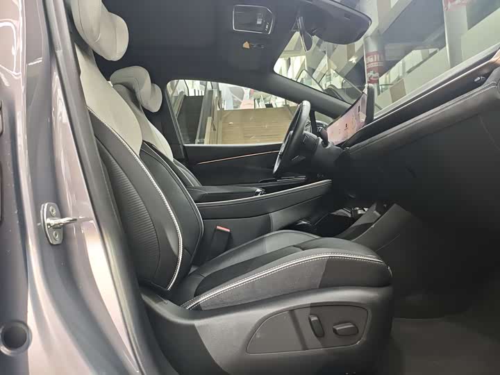 Фото 9 - Buick Electra E4