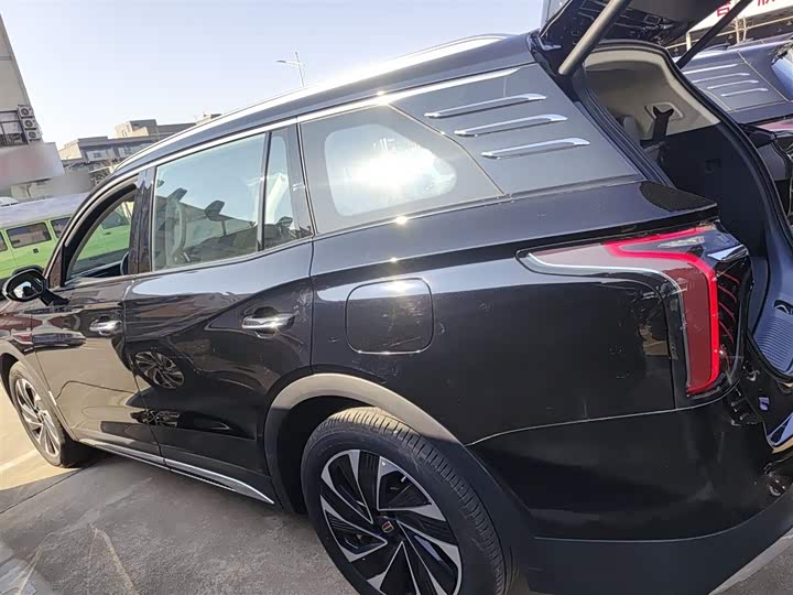 Фото 5 - Hongqi HS7 Hybrid