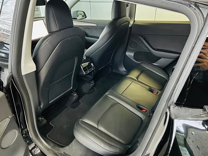 Фото 9 - Tesla Model Y