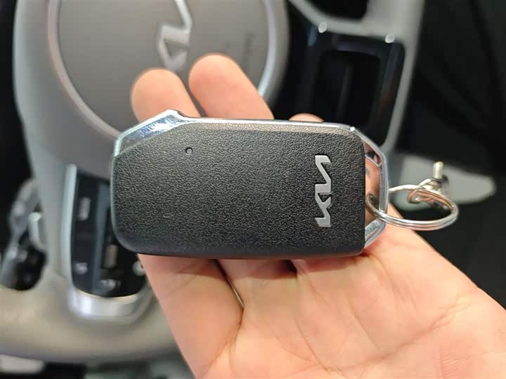 Фото 9 - Kia Sportage