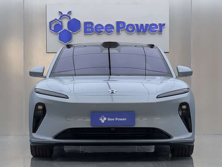 Фото 2 - Nio ET5