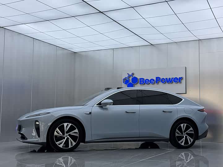 Фото 7 - Nio ET5