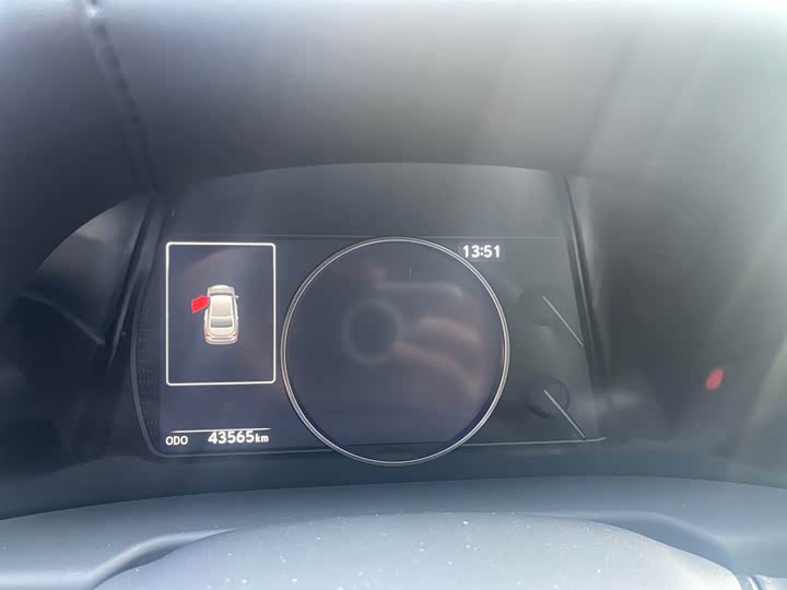 Фото 6 - Lexus ES