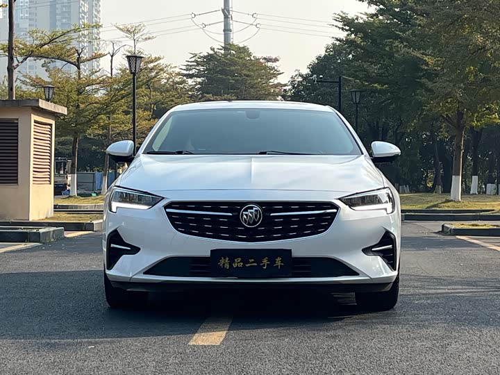 Фото 2 - Buick Regal