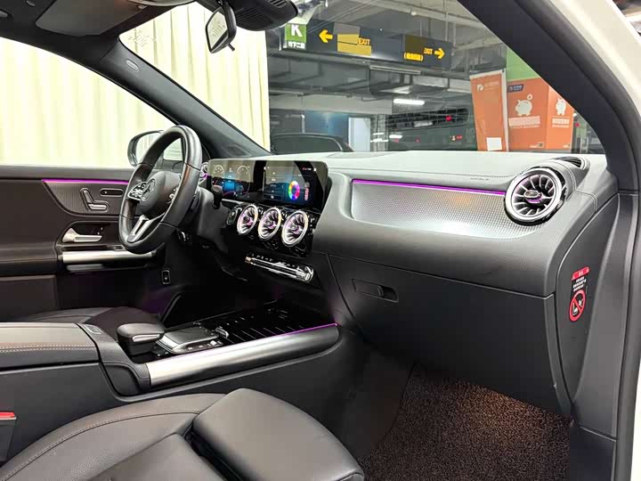 Фото 4 - Mercedes-Benz EQA