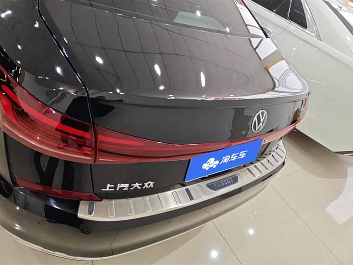 Фото 4 - Volkswagen Passat