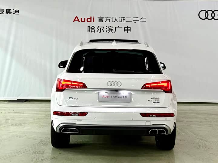 Фото 5 - Audi Q5L