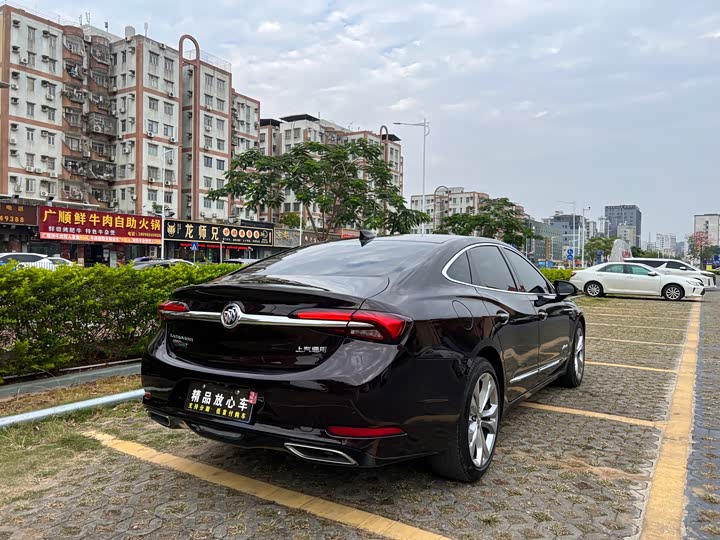 Фото 5 - Buick LaCrosse