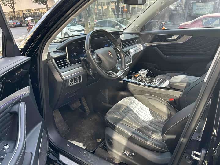 Фото 2 - Hongqi HS5