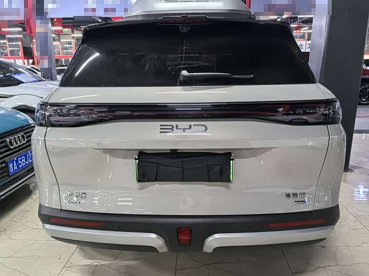 Фото 5 - BYD Sea Lion 07 DM-i Hybrid