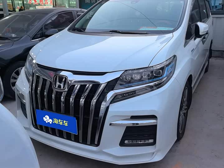 Фото 2 - Honda Elysion