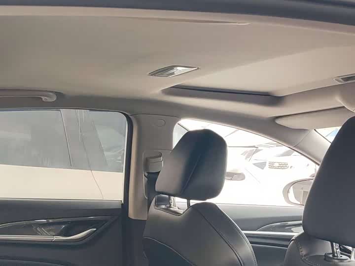 Фото 8 - Changan Eado Plus