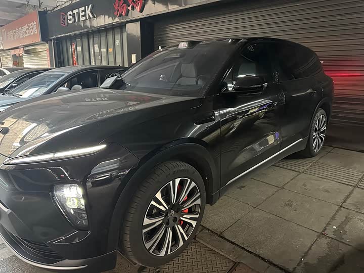 Фото 7 - Nio ES8