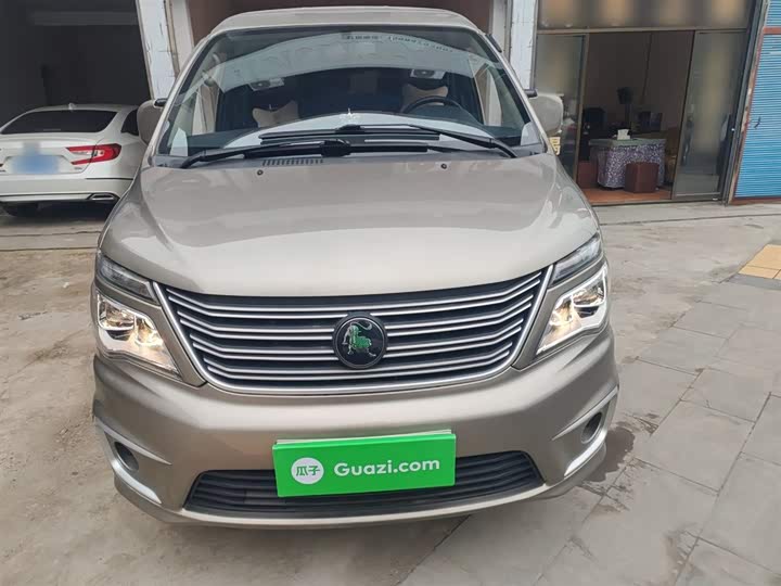 Фото 3 - Dongfeng Forthing Lingzhi M5