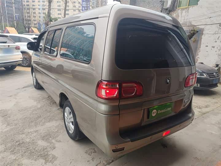 Фото 5 - Dongfeng Forthing Lingzhi M5