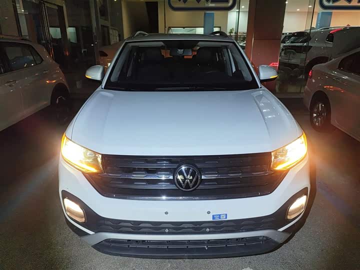 Фото 3 - Volkswagen Tacqua