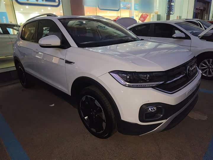 Фото 4 - Volkswagen Tacqua