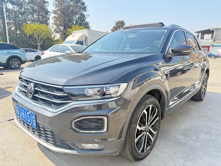 Фото 1 - Volkswagen T-Roc
