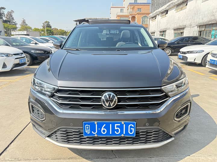 Фото 2 - Volkswagen T-Roc