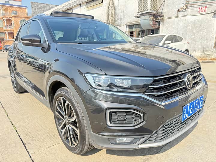 Фото 3 - Volkswagen T-Roc