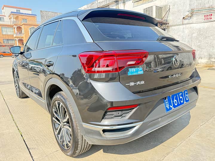 Фото 6 - Volkswagen T-Roc