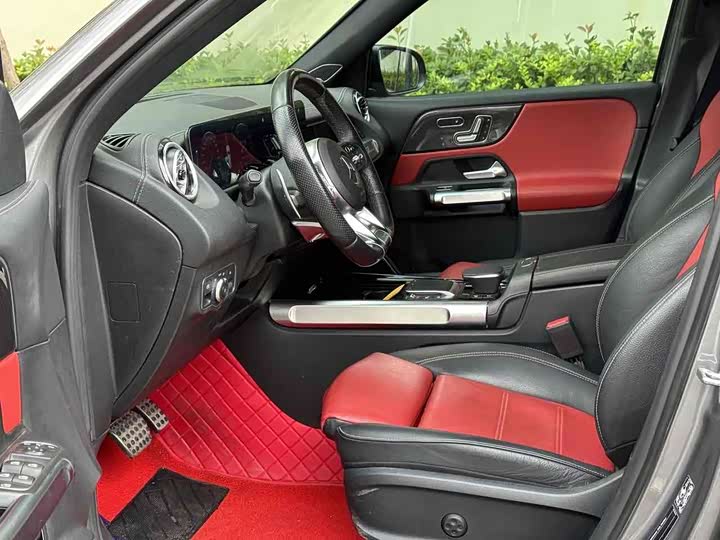 Фото 5 - Mercedes-Benz GLB-Class AMG