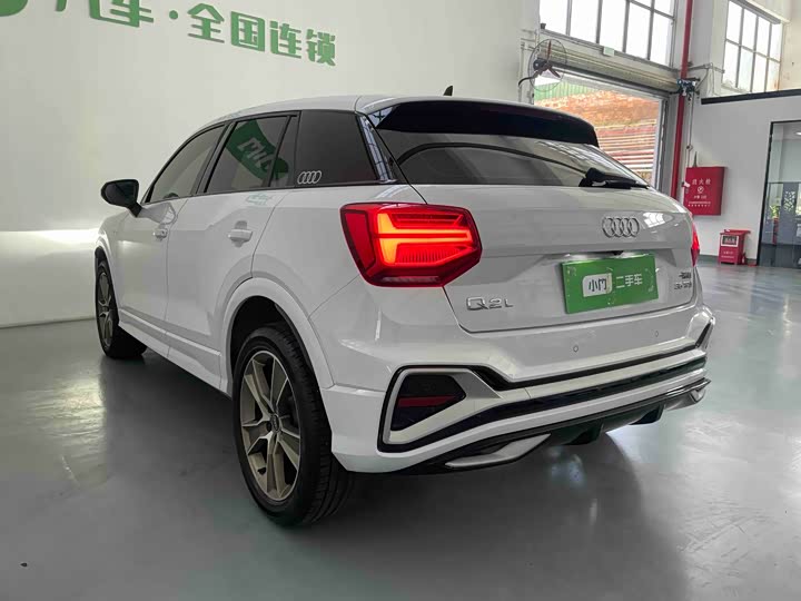 Фото 6 - Audi Q2L