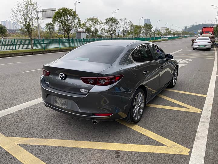 Фото 9 - Mazda 3 (Axela)