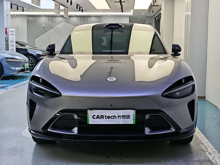 Фото 2 - Xiaomi YU7