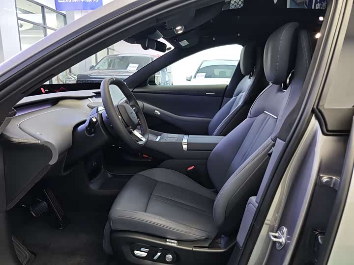 Фото 4 - Xiaomi YU7