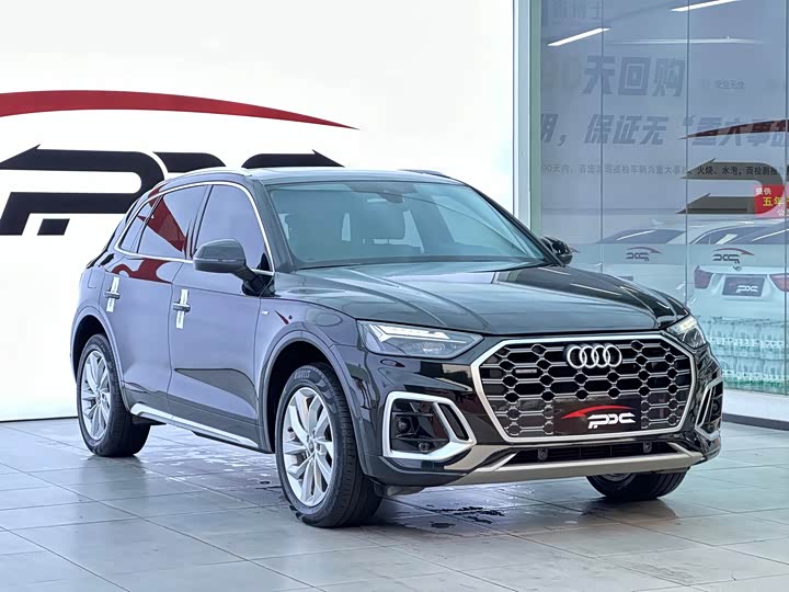 Фото 3 - Audi Q5L