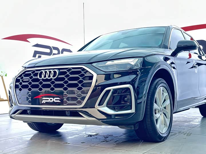 Фото 7 - Audi Q5L