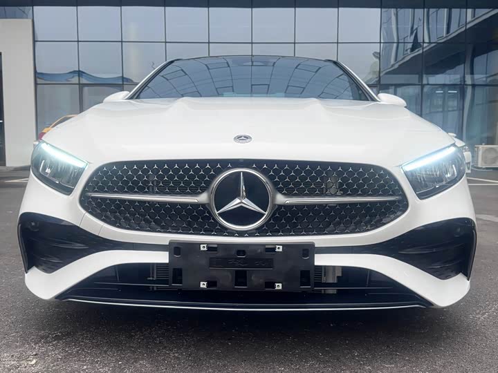 Фото 2 - Mercedes-Benz A-Class