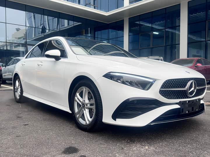 Фото 3 - Mercedes-Benz A-Class