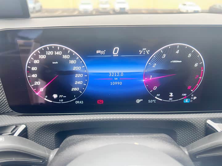 Фото 8 - Mercedes-Benz A-Class