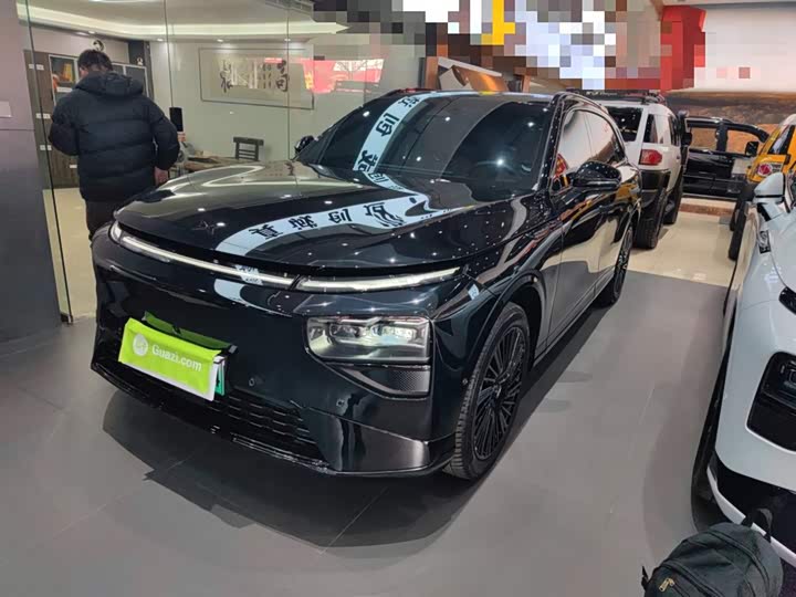 Фото 2 - XPeng G9