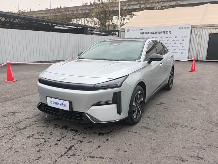 Фото 1 - Geely Galaxy L6