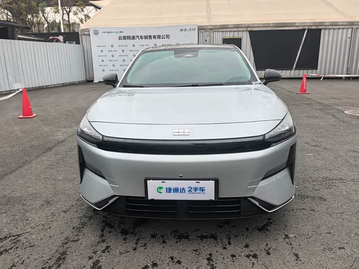 Фото 2 - Geely Galaxy L6